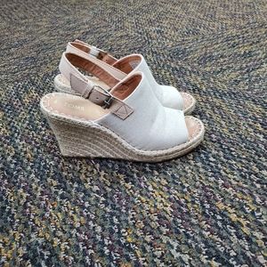 Toms wedge